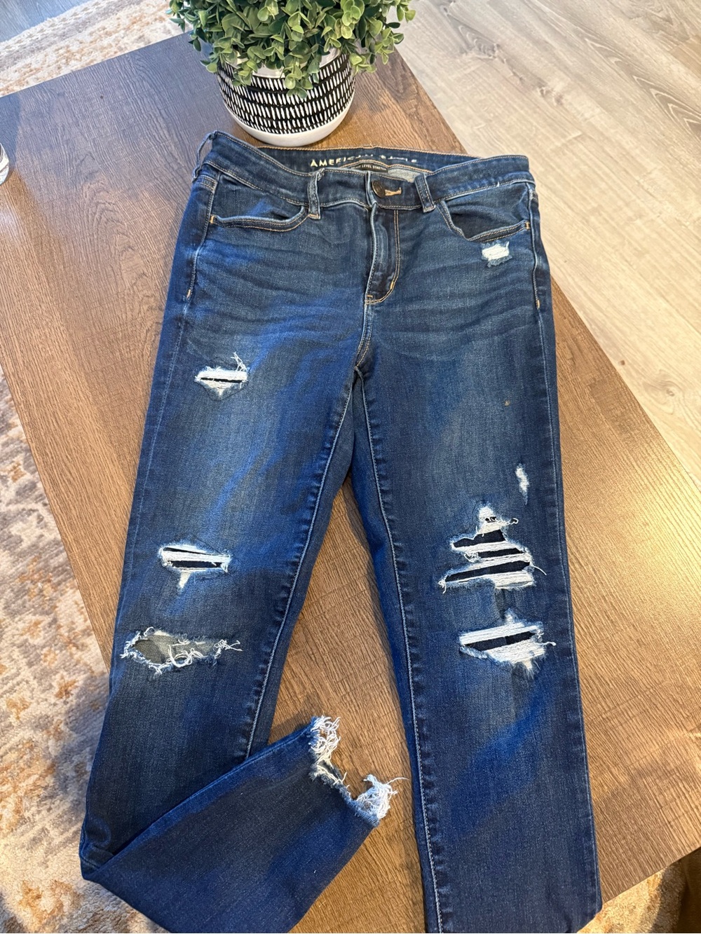 American Eagle Outfitters Dark Blue Distressed Skinny Jeans